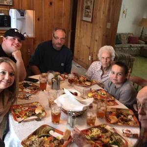 Meet your Posher, Casey